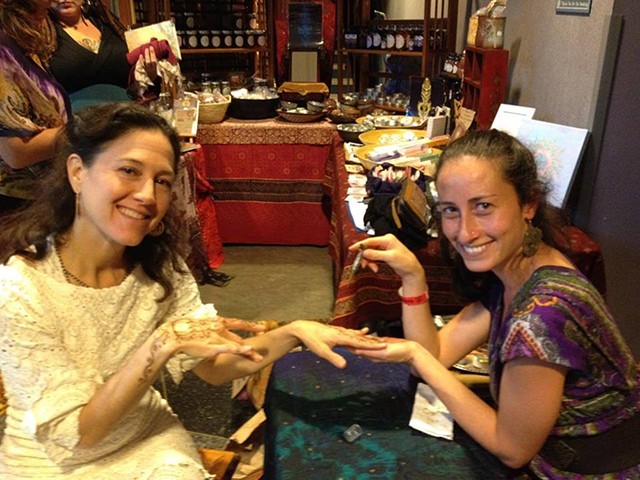 Henna in action at the
Boston Yoga and Chant Festival
