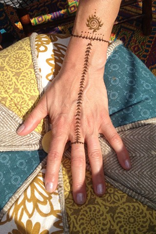 Henna Hand