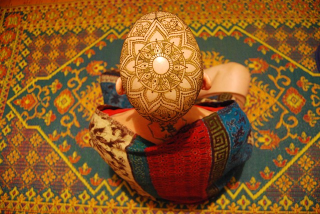 Henna Crown 