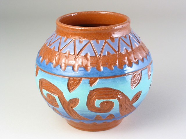 Navajo Inspired Pot With Slip And Glaze