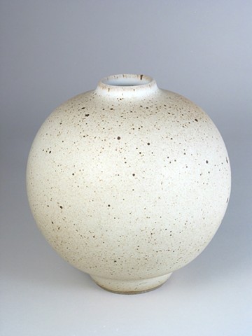 Round Vase