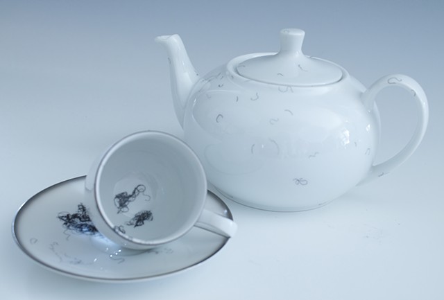 drawings on Vintage porcelain china