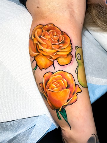 Rose tattoo, yellow roses, best Phoenix tattoo artist, Arizona Blind Tiger tattoo 