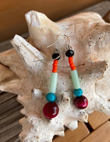 dangle earrings with magenta tiger eye bead