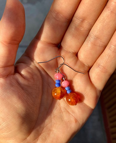 dangle earrings with pink and amber beads