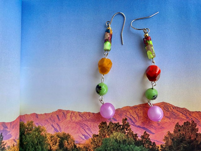dangle earrings with linked faceted beads