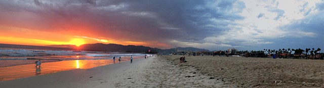 Venice Beach / A darkened sunset / poetry by Helen Steiner Rice