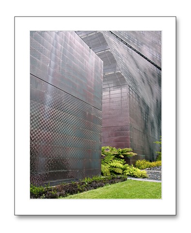 deYoung 2