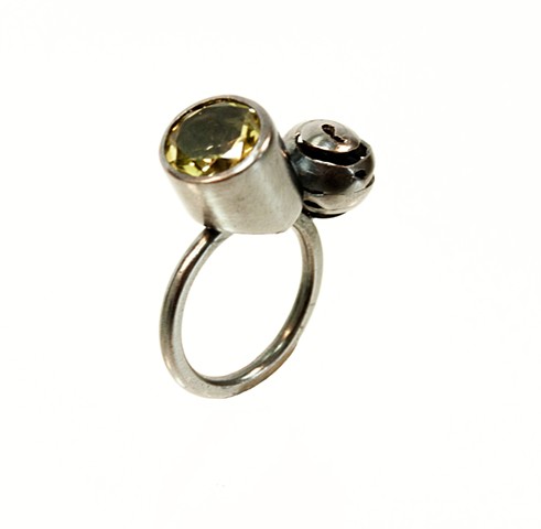sterling silver ring, lemon quartz , contemporary jewelry