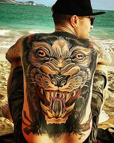 Traditional Wolf full back tattoo