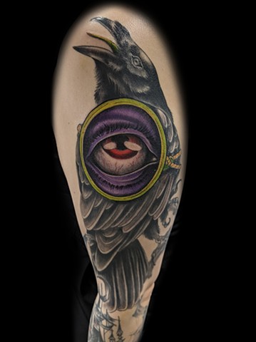 All seeing Raven 