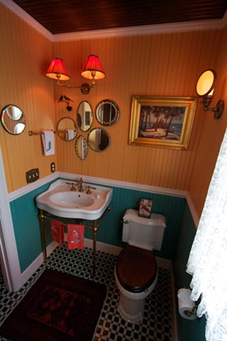 powder room