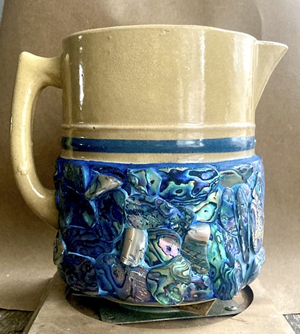 Michael Thompson, Chicago artist, memory jug
