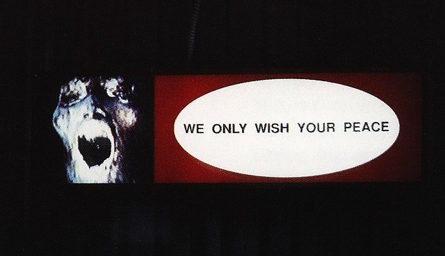We only wish your peace en la oficina bancaria, 1992