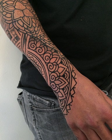 Black linework tattoo geometric Sleeve tattooed by Alvaro Flores Melbourne tattoo artist in Australia