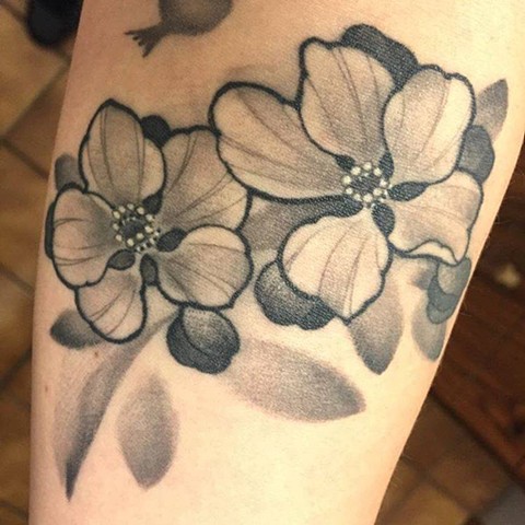 black and grey flowers tattoo by Samantha Sirianni. La Flor Sagrada Tattoo. Melbourne