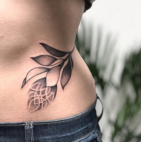 SAMANTHA SIRIANNI. Tattoo Artist at La Flor Sagrada Tattoo. Melbourne. Australia