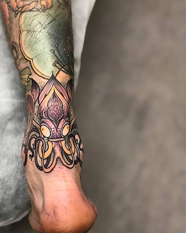 Squid tattoo by Samantha Sirianni. Melbourne tattoo artist. Australian artist