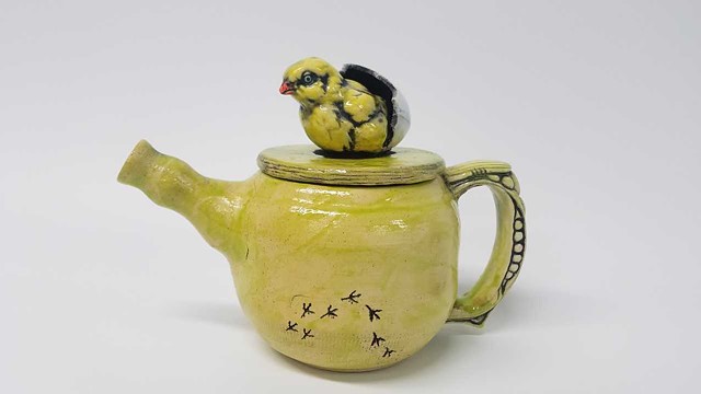 Chick Tea pot