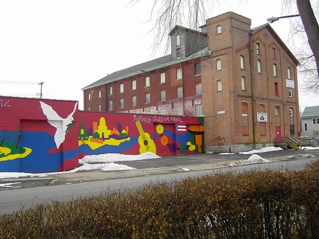 MURAL WITH COMMUNITY