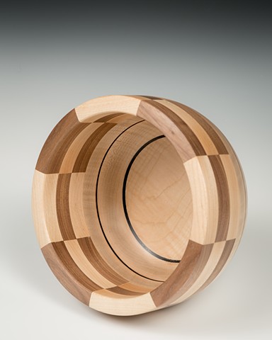 Segmented bowl