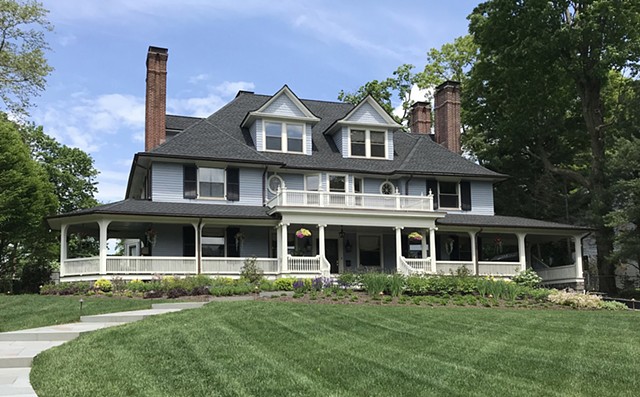 Wright Robinson Architects. Historic District. Addition. Renovation. Colonial Revival. Porch. 