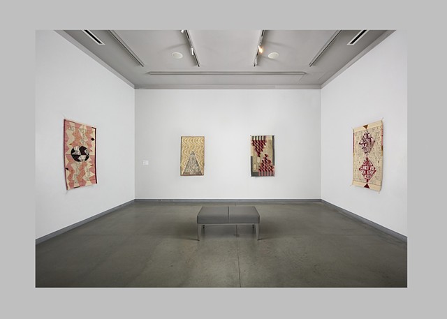 THE TAPESTRIES / LOS TAPICES