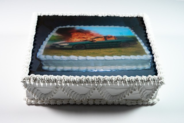 Burning Car Cake Cake (Detail)