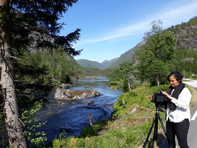 The artist at work. Photo: Heidi Nikolaisen