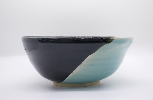 Contrasted Serving Bowl 