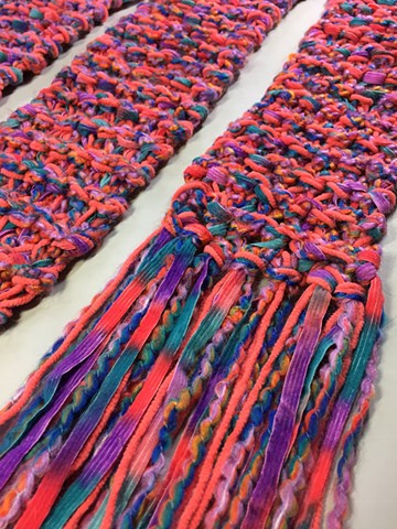 N13_CORAL, TEAL, PURPLE CHENILLE RIBBON SCARF
CLOSE UP