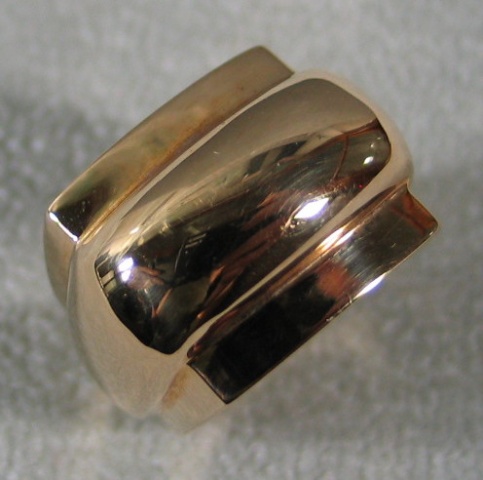 R26 DOME RING TOP VIEW 14K