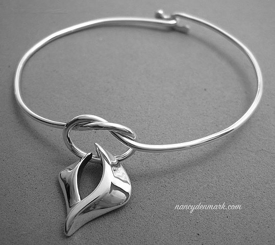 sterling silver descending dove bracelet © Nancy Denmark