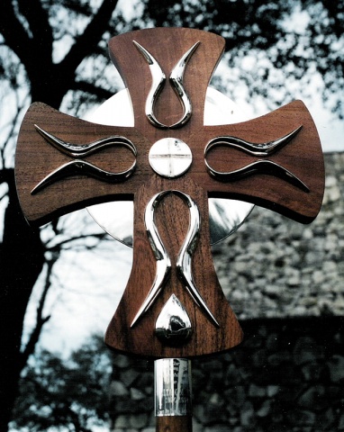 PROCESSIONAL CROSS VIEW 4