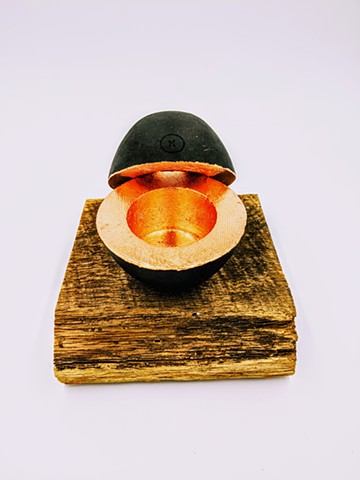 Mini Yin Vessel artwork is used for display, burning cone incense or keeping a special object.