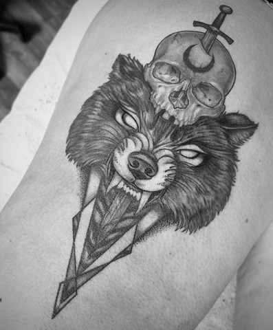 Wolf and Skull Tattoo by Megan Meow, Morningstar Tattoo Parlor, Belmont, Bay Area, California