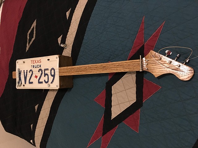 3 String License Plate Resonator