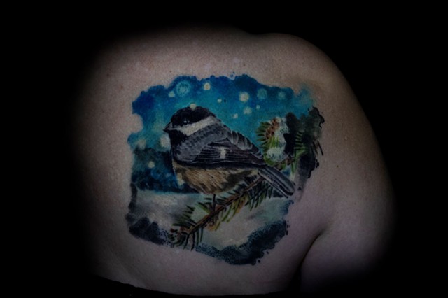 Really happy to see this chickadee tattoo all healed up and looking pretty 