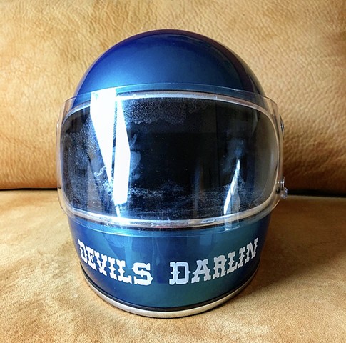 Devils Darlin helmet