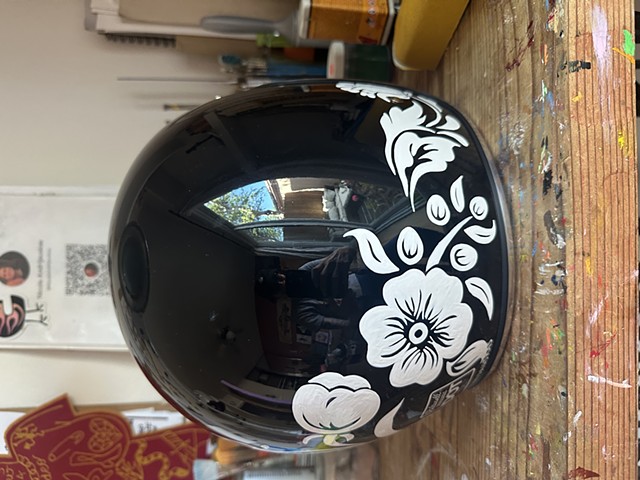 805 Beer helmet for Born Free 2025