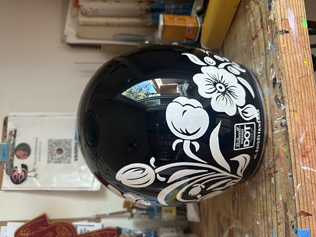 805 Beer helmet for Born Free 2025