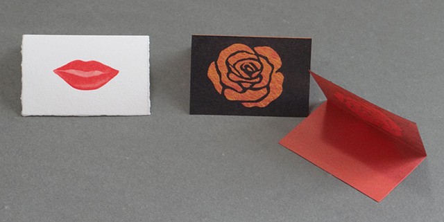 2 pillow notes - Big Red Lipstick Smile & Pillowrose