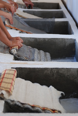 Project Flying Carpet Belalczar, workshop performance at llavaderos (ancient laundry room)
photography: Rosana Camra