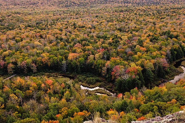 Porcupine Mountain Wilderness State Park lake of The Clouds