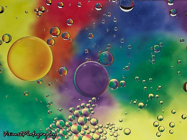 Oil on Water Refraction 