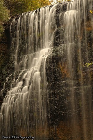 Apple Canyon Lake Waterfall (1)
