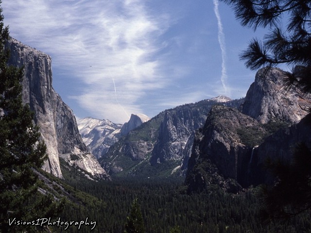 View From Tunnel View Yosemite National Park Ca.