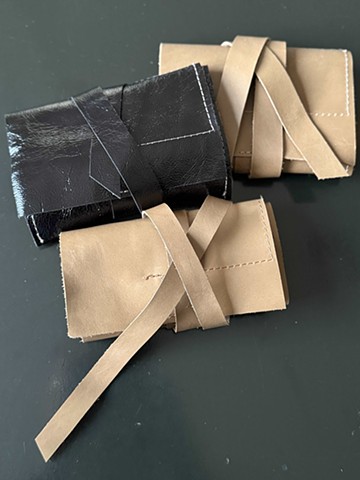 Leather Charger Roll Up 