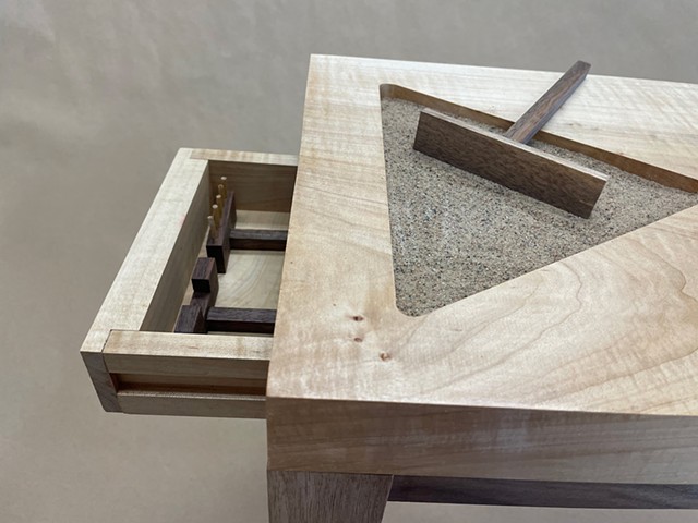 Zen Table