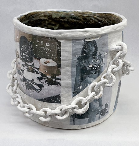 Chain photo pot. electric fired with photo decal. 2024